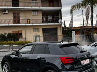 Audi Q2 S tronic Admired Grigio usata SOMMA VESUVIANA