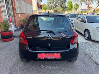 Toyota Yaris 3p 1.0 69cv Navi Nero usata Cernusco sul Naviglio