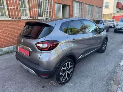 Renault Captur 0.9 tce Sport Edition2 90cv Grigio usata Cernusco sul Naviglio