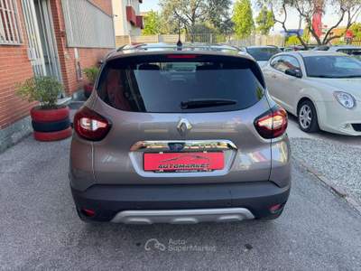Renault Captur 0.9 tce Sport Edition2 90cv Grigio usata Cernusco sul Naviglio