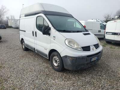 Renault Master trafic T29 2.0 dci 115cv L1H2 trafic T29 2.0 dci 115cv L1H2 Bianco usata Prato