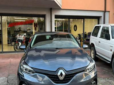 Renault Clio UNICO PROPRIETARIO, NO FUMATORI, NEO PATENTATI usata Città di Castello