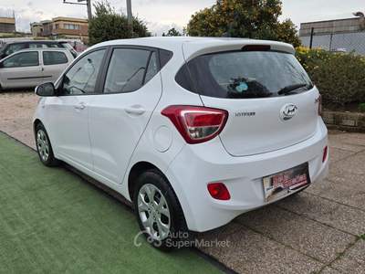 Hyundai i10 1.0 LPGI Econext Sound Edition Bianco usata Pomezia
