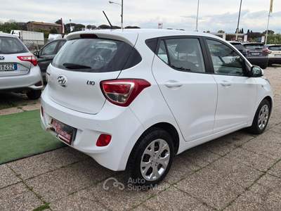 Hyundai i10 1.0 LPGI Econext Sound Edition Bianco usata Pomezia