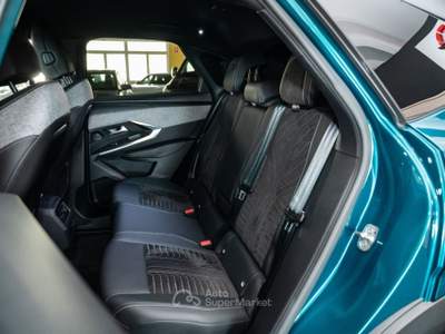 Peugeot 3008 3008 1.2 hybrid GT 145cv e-dcs6 Blu/Azzurro usata Seveso