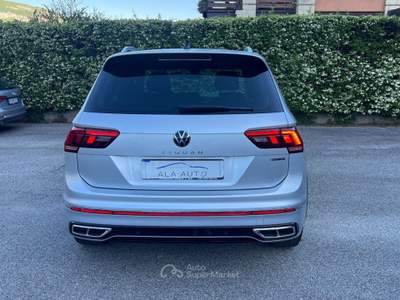 Volkswagen Tiguan 2.0 TSI DSG 4MOTION R-Line Grigio usata Ala