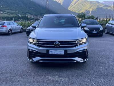 Volkswagen Tiguan 2.0 TSI DSG 4MOTION R-Line Grigio usata Ala