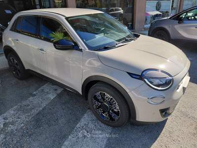 Fiat 600 600 1.2 Hybrid 145cv Automatic Pop Beige usata Fagnano Olona