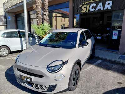 Fiat 600 600 1.2 Hybrid 145cv Automatic Pop Beige usata Fagnano Olona