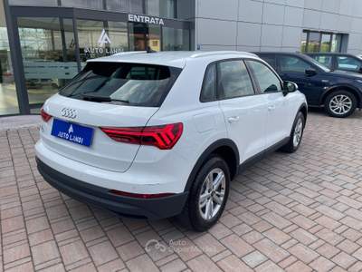 Audi Q3 45 1.4 TFSIe Business S-Tronic Bianco usata Sarego