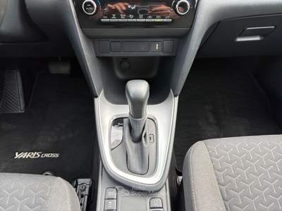 Toyota Yaris Cross  1.5h trend fwd 116cv e-cvt Bianco usata Rivoli