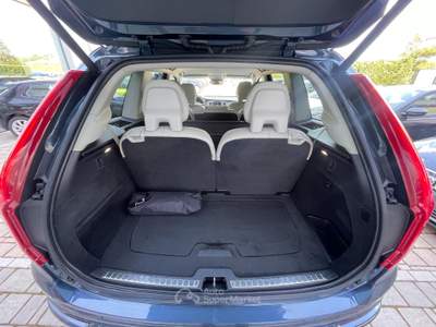 Volvo XC90 2.0 B5 Core AWD 7 posti Blu/Azzurro usata Sarego
