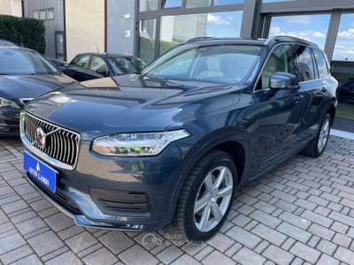 Volvo XC90 2.0 B5 Core AWD 7 posti Blu/Azzurro usata Sarego