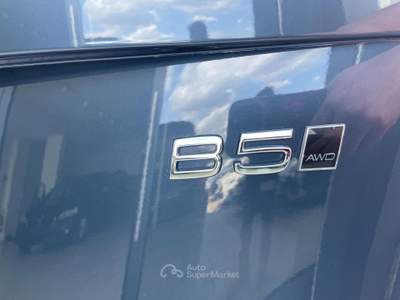 Volvo XC90 2.0 B5 Core AWD 7 posti Blu/Azzurro usata Sarego