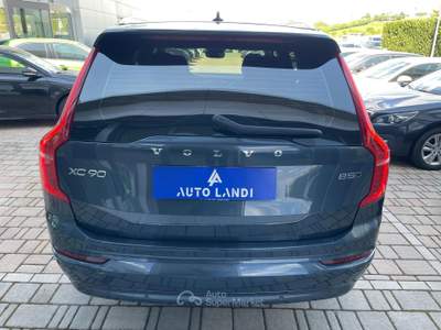 Volvo XC90 2.0 B5 Core AWD 7 posti Blu/Azzurro usata Sarego