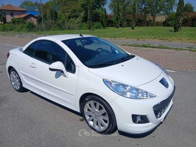 Peugeot 207 neopatentati Bianco usata Massa