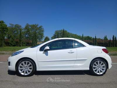 Peugeot 207 neopatentati Bianco usata Massa
