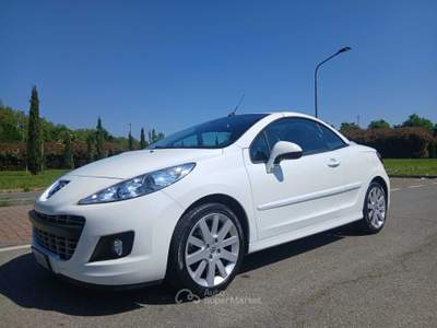 Peugeot 207 neopatentati Bianco usata Massa