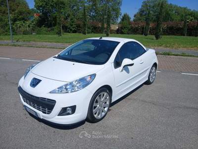 Peugeot 207 neopatentati Bianco usata Massa
