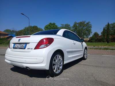 Peugeot 207 neopatentati Bianco usata Massa