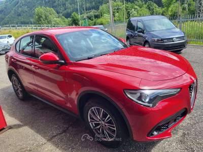Alfa Romeo Stelvio Stelvio 2.2 t Business Q4 210cv automatic/unipropr Rosso usata Vandoies