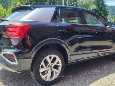 Audi Q2 30 2.0 tdi Business Advanced/Gancio traino/LED Nero usata Vandoies
