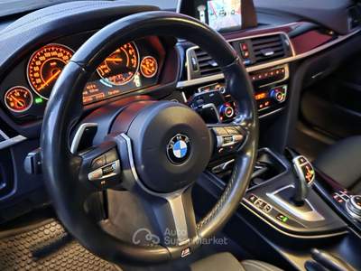 BMW Serie 4 440i 440 F36 GranCoupe 440i Xdrive Sport auto/uniproprietar Nero usata Vandoies