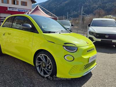 Abarth 500 500e 47 kWh Scorpionissima - Tetto panorama/18" Verde usata Vandoies