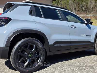 Jeep Avenger Avenger 1.2 turbo E-Hybrid 4x4 136cv AUTOMATIC Grigio usata Vandoies