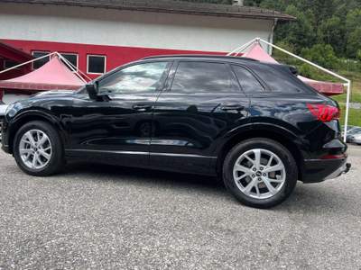 Audi Q3 Q3 40 2.0 TFSI S-Line Ed.Quattro S-tronic/Gancio Nero usata Vandoies