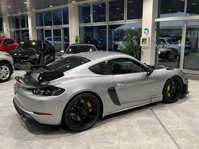 Porsche 718 Cayman 4.0 500CV GT4 RS Argento usata Arsiè
