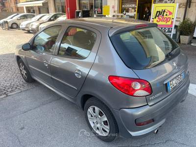 Peugeot 206 neopatentati Grigio usata Sarezzo