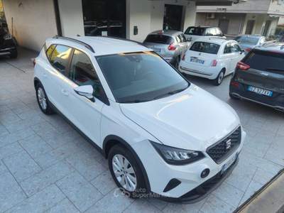 Seat Arona 1.0 EcoTSI 110 CV DSG Style Bianco usata Cappelle sul Tavo