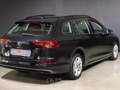 Volkswagen Golf Volkswagen GOLF 2.0 TDI DSG ACC DIGITAL LED Nero usata Varna