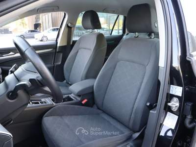 Volkswagen Golf Volkswagen GOLF 2.0 TDI DSG ACC DIGITAL LED Nero usata Varna