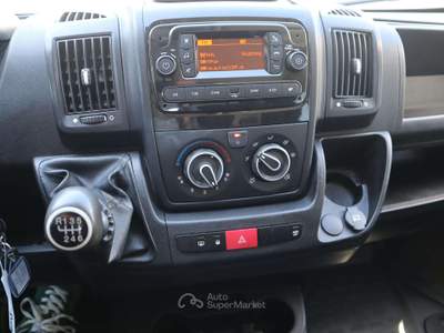 Fiat Ducato Opel Movano DoCab CASSONE Fisso 35 2.2 140CV L4 GANCIO Bianco usata Varna