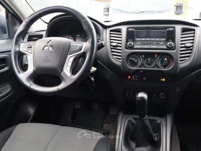 Mitsubishi L200 150cv Bianco usata Varna