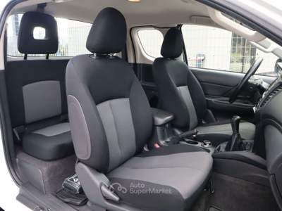 Mitsubishi L200 150cv Bianco usata Varna