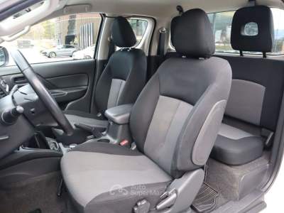 Mitsubishi L200 150cv Bianco usata Varna