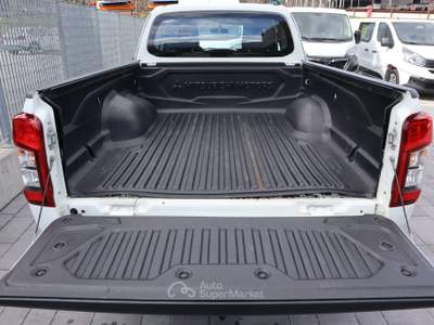 Mitsubishi L200 150cv Bianco usata Varna