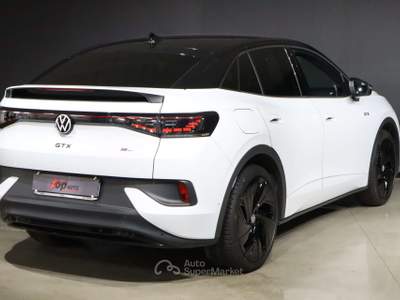 Volkswagen ID.5 ID.5 GTX 4Motion 299CV 21" MATRIX ACC CAMERA Bianco usata Varna
