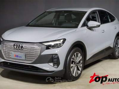 Audi Q4 Q4 E Tron 45 SPORTBACK ACC LED CAMERA 19" Grigio usata Varna