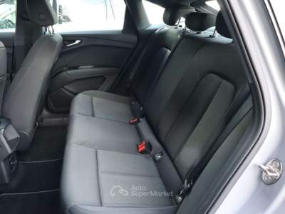 Audi Q4 Q4 E Tron 45 SPORTBACK ACC LED CAMERA 19" Grigio usata Varna