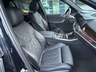 BMW X5 X5 50e MSPORT PRO PLUG IN 22" GANCIO TRAINO Nero usata Varna