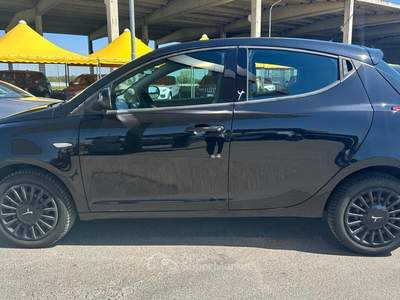 Lancia Ypsilon 5 porte S&amp;S Silver Nero usata Carmagnola