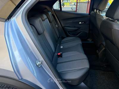 Peugeot 2008 1.5 HDi 110 2022 Allure Pack Grigio usata Dugenta