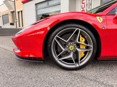 Ferrari F8 Spider Rosso usata Marostica