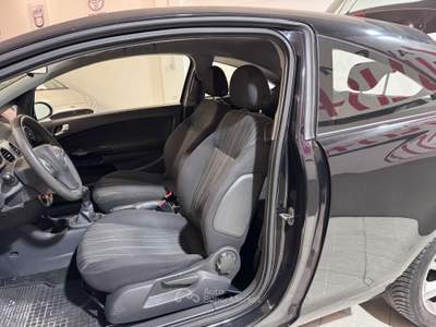 Opel Corsa 1.2 3 porte Sport Nero usata Poirino