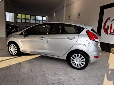 Ford Fiesta 5p 1.0 Plus 80cv E6 Argento usata Poirino