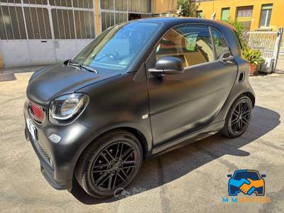 Smart ForTwo Fortwo 0.9 t Brabus Style 90cv twinamic Nero usata Bologna